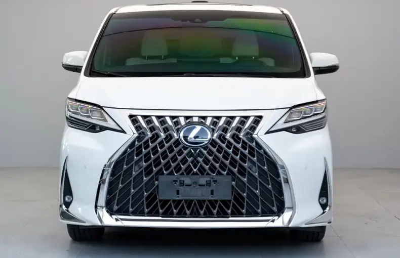 Lexus LM 2020 из Китая