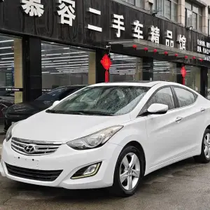 Hyundai Elantra Langdong 2013 из Китая
