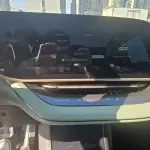 Hongqi Hongqi EH7 2024 лот 57675387 из Китая