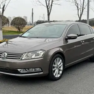 Volkswagen Magotan 2012 из Китая