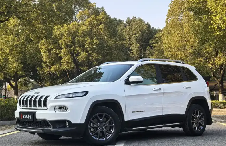 Jeep Cherokee 2021 из Китая