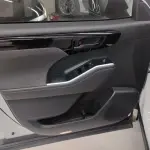 Toyota Crown Kluger 2022 из Китая