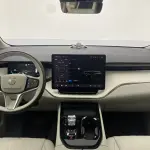 Volvo EM90 2024 лот 57739855 из Китая