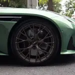 Aston Martin DB12 из Китая