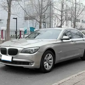 BMW 7 Series 2012 из Китая