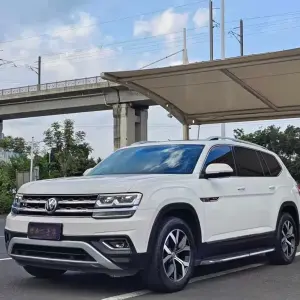 Volkswagen Teramont 2017 299 л.с. из Китая