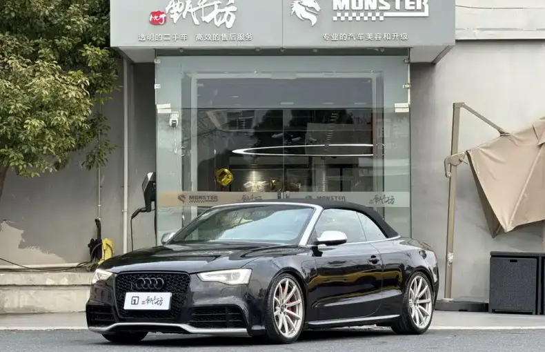 Audi S5 2010 из Китая