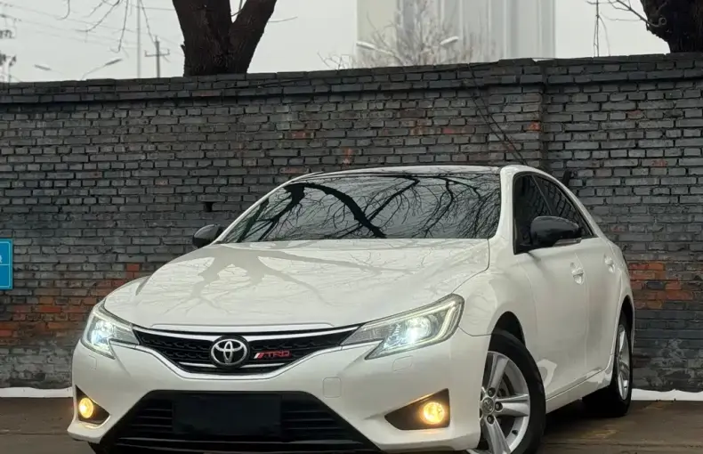 Toyota Reiz 2016 из Китая
