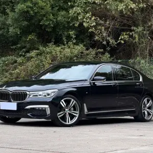 BMW 7 Series 2018 из Китая