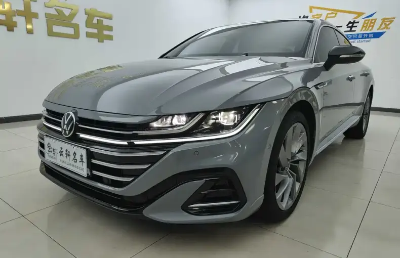 Volkswagen CC 2023 из Китая