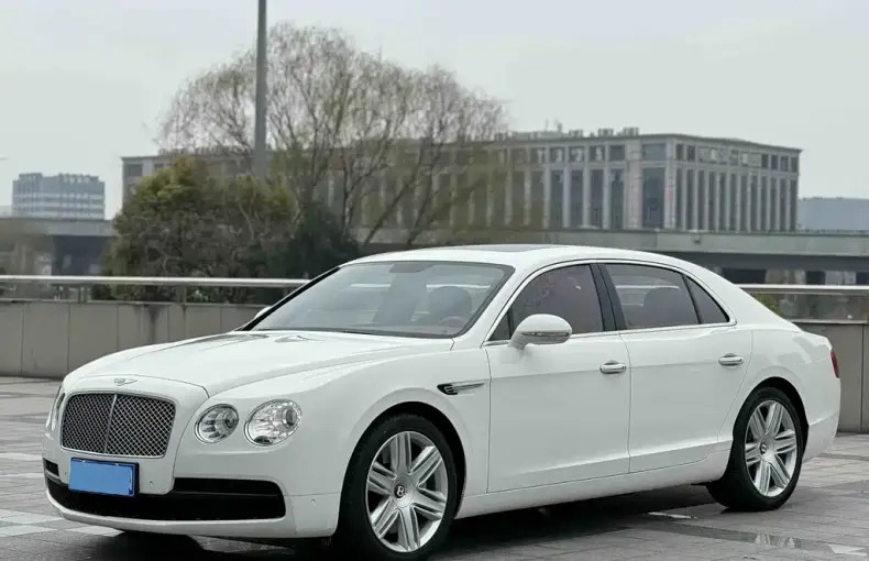 Bentley Flying Spur 2018 из Китая