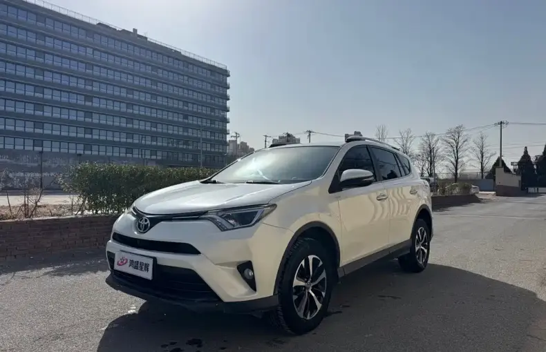 Toyota RAV4 2018 из Китая