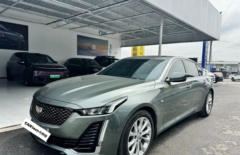 Cadillac CT5 2023 из Китая