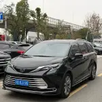 Toyota Sienna 2023 из Китая