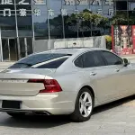 Volvo S90 2018 190 л.с. 190 л.с. из Китая