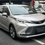 Toyota Sienna 2023 из Китая