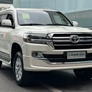 Toyota Land Cruiser 2019 из Китая