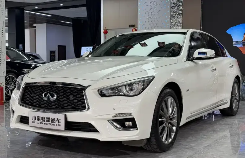 Infiniti Q50L 2021 из Китая