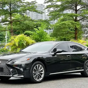 Lexus LS 2018 из Китая