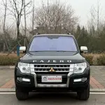 Mitsubishi Pajero (Import) 2017 из Китая