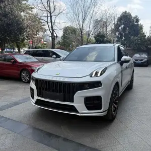 Lynk & Co 09 2022 из Китая