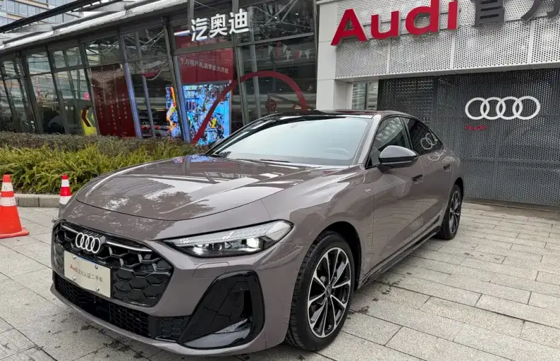 Audi 奥迪A5L 2025 из Китая