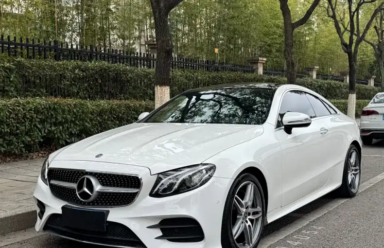 Mercedes-Benz E-Class (Import) 2021 из Китая