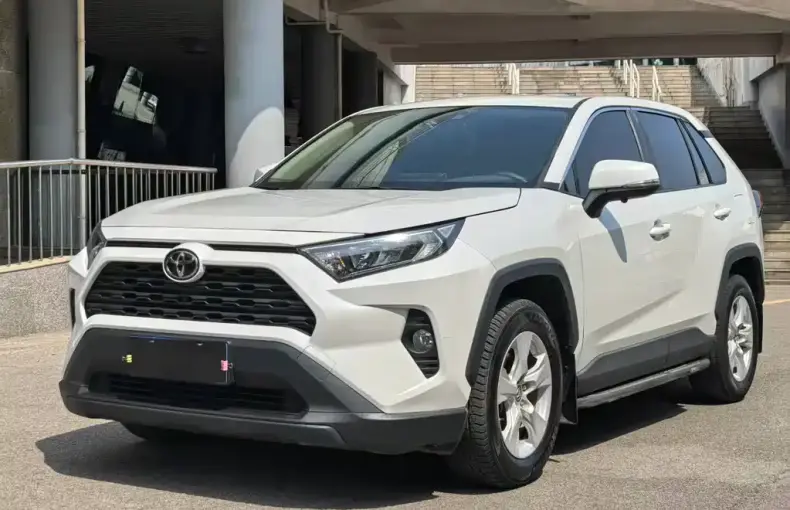 Toyota RAV4 2022 из Китая