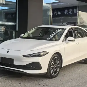Roewe D7 из Китая