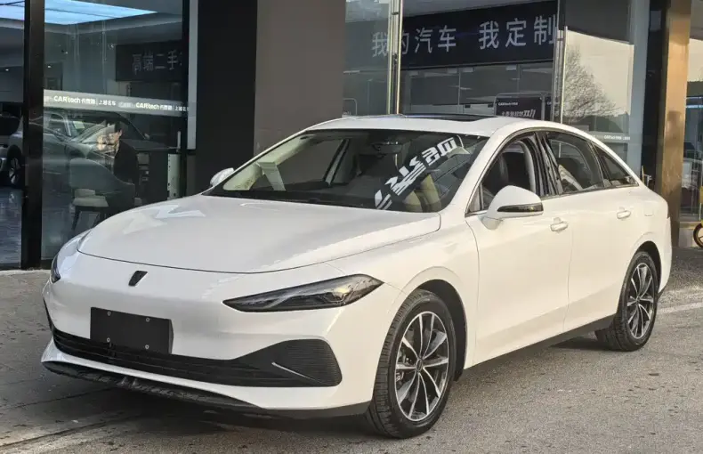 Roewe D7 из Китая