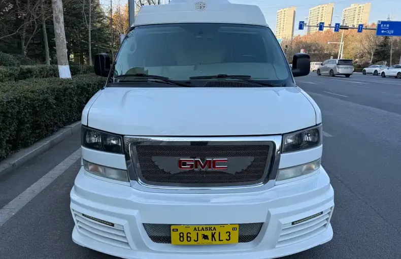 GMC Savana 2017 из Китая