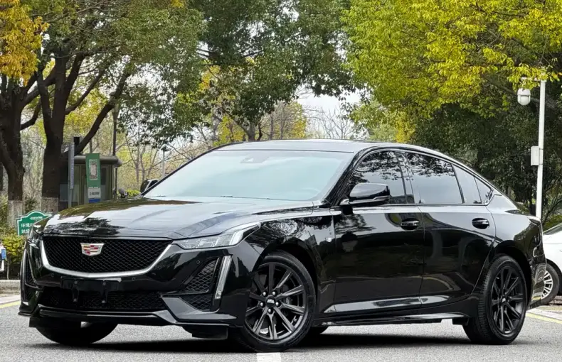Cadillac CT5 2023 из Китая