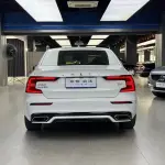 Volvo S60 2022 197 л.с. из Китая