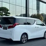 Toyota Alphard 2018 из Китая