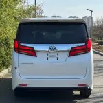 Toyota Alphard 2019 из Китая