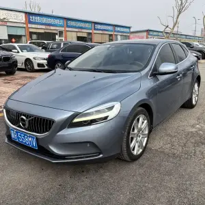 Volvo V40 2018 из Китая
