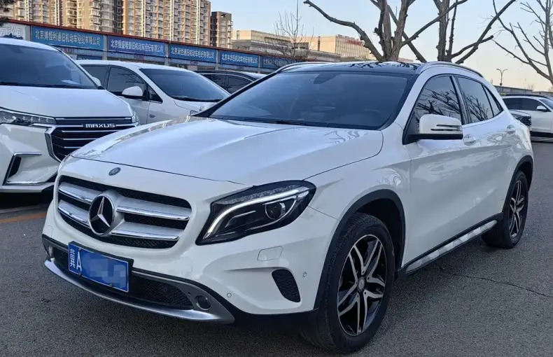 Mercedes-Benz GLA 2017 из Китая
