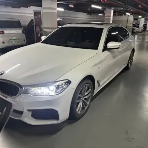 BMW 5 Series 2020 184 л.с. 184 л.с. 184 л.с. из Китая