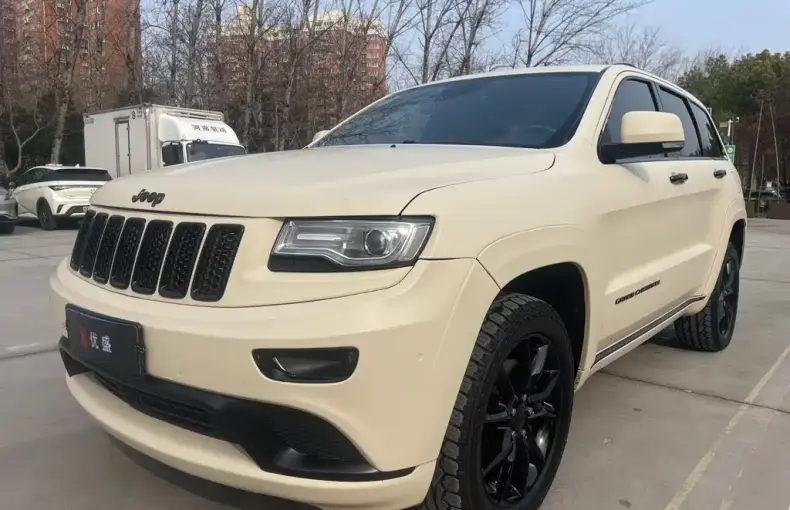 Jeep Grand Cherokee (Import) 2013 из Китая
