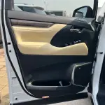 Toyota Alphard 2022 из Китая
