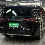 Toyota Sienna 2023 из Китая