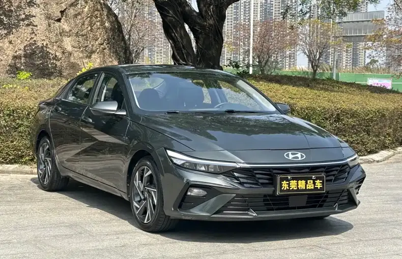 Hyundai Elantra 2023 из Китая