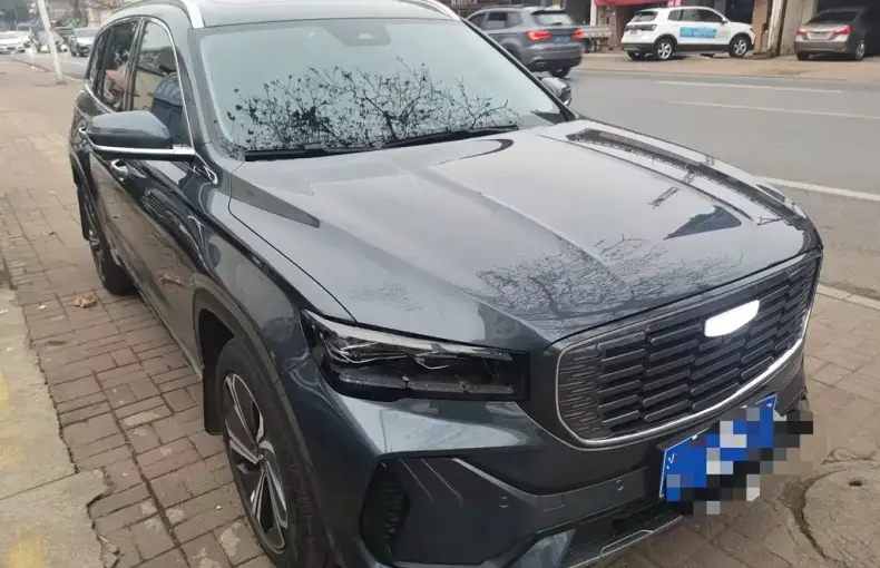 Geely Xingyue L 2023 из Китая