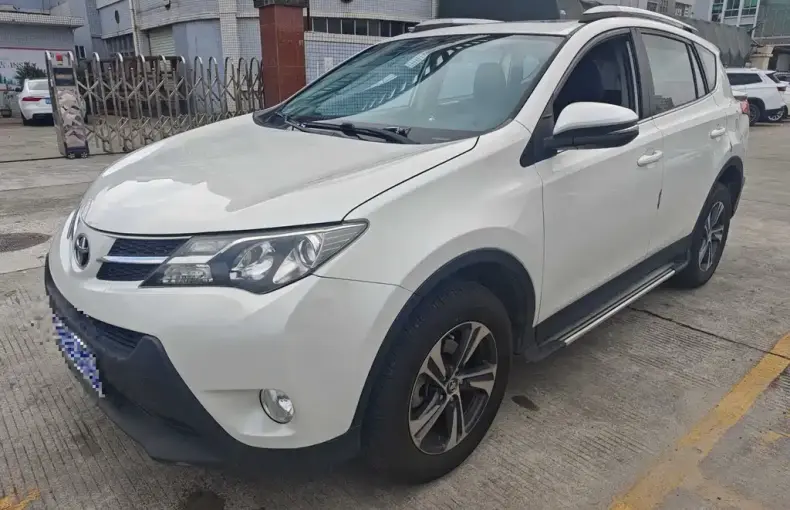 Toyota RAV4 2016 из Китая