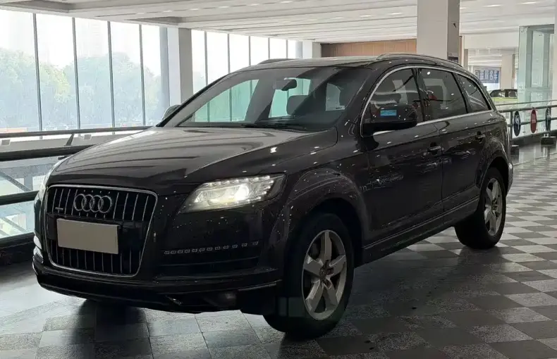 Audi Q7 2012 из Китая