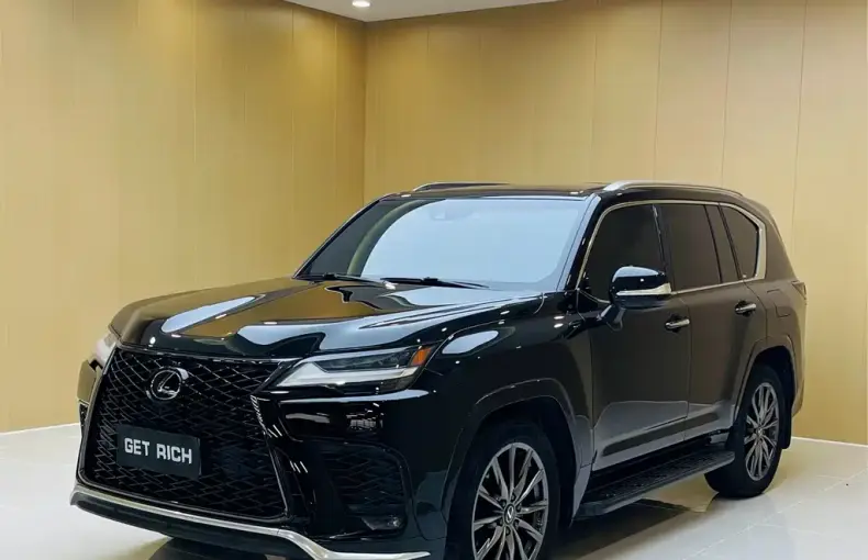Lexus LX 2023 из Китая