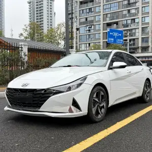 Hyundai Elantra 2023 из Китая