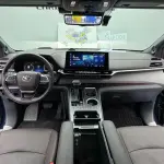 Toyota Granvia 2023 из Китая