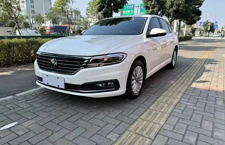 Volkswagen Lavida 2022 из Китая