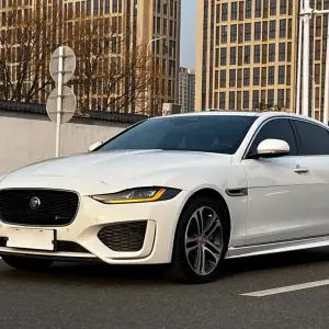 Jaguar XEL 2022 250 л.с. 250 л.с. из Китая